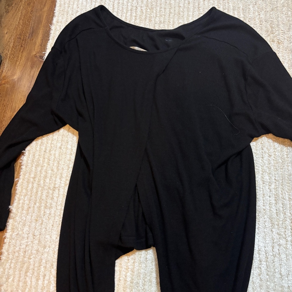 Michael Stars Open back black top